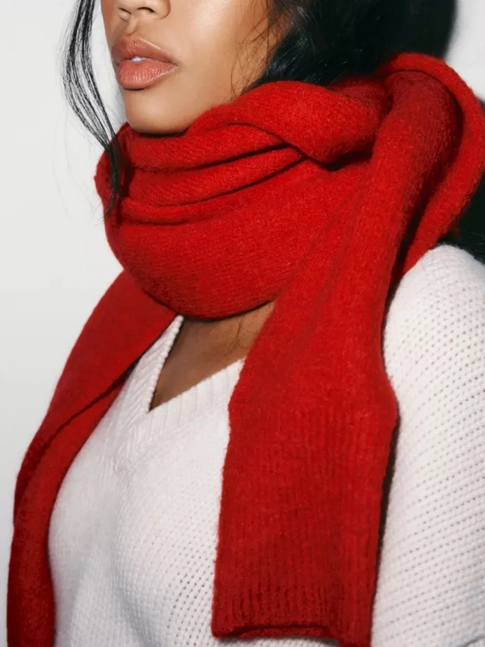 Zara NWT red plain cuffed scarf 3738/011